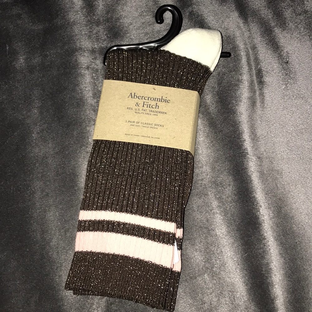 Abercrombie “classic” socks